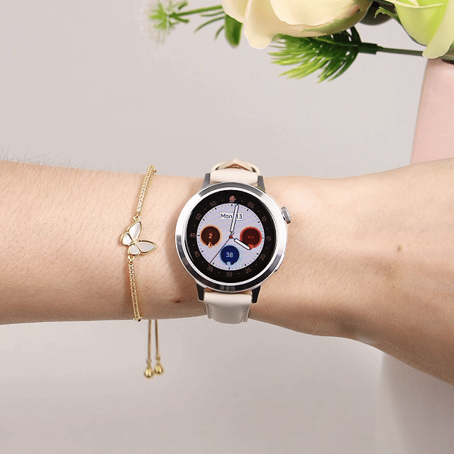 FANY Luna Classic Smart Watch Women with butterfly bracelet gift set displayed on wrist.
