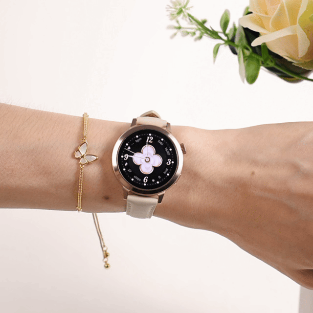 FANY Luna Leather Smartwatch & Butterfly Bracelet Gift Set